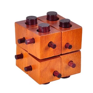 casse tête en bois cube et cylindre
